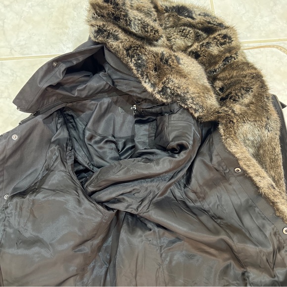 Amazing 7 For all Mankind 2 in 1 Black Hoodie Fur Removable Lining Parka S Great - Picture 5 of 13